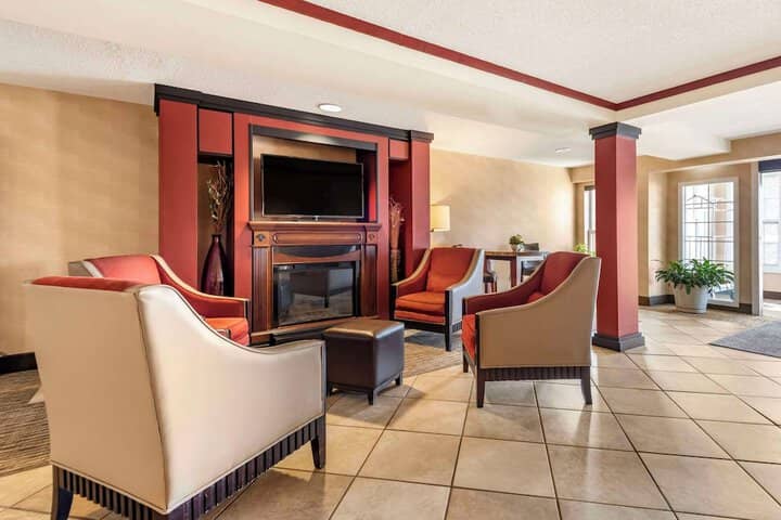 Hotel Interior 4 of 25