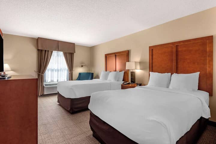 Room 8 of 25